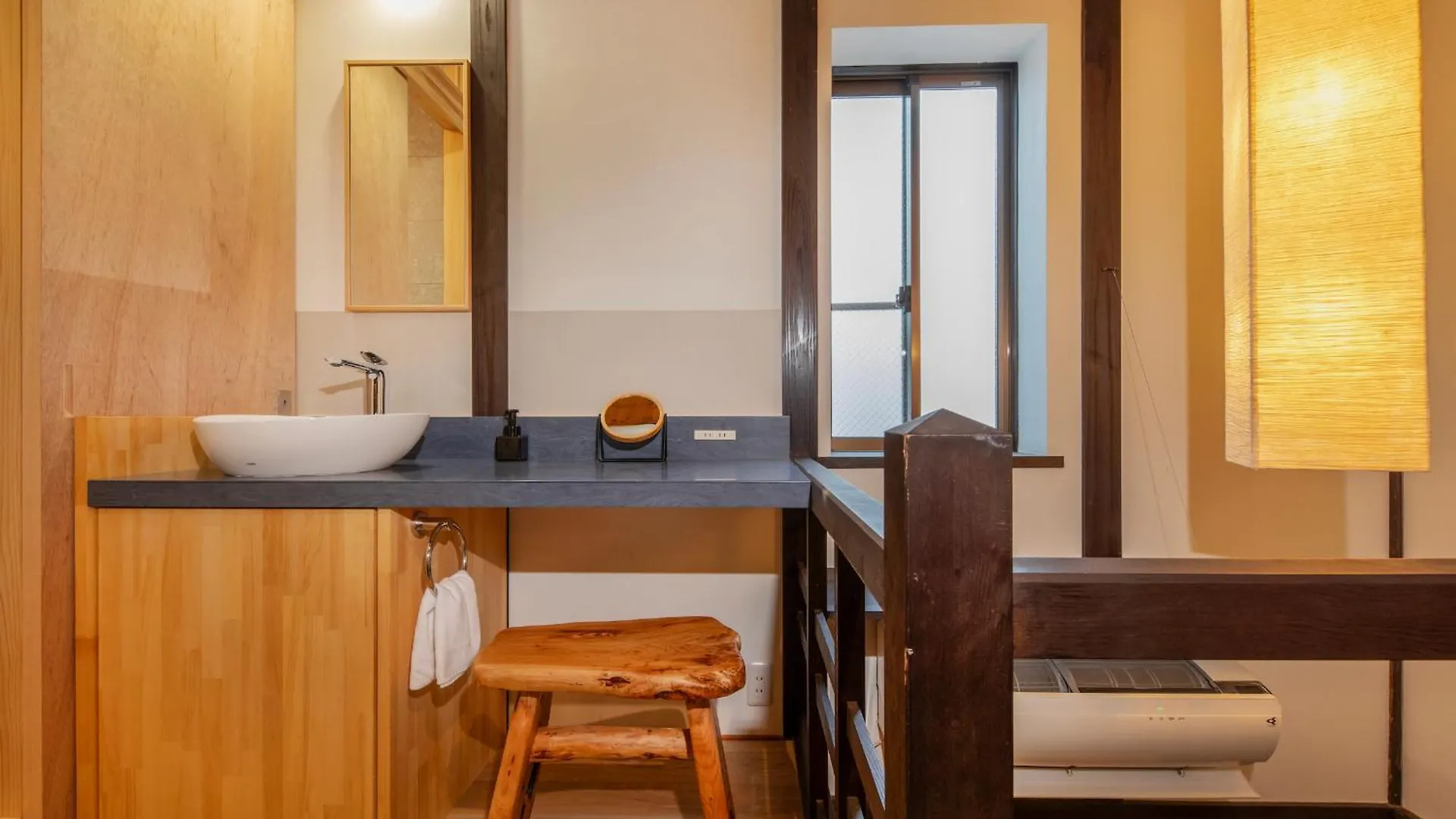 Prázdninový dům Shiki Homes Machiya Mei 町家明 Kjóto